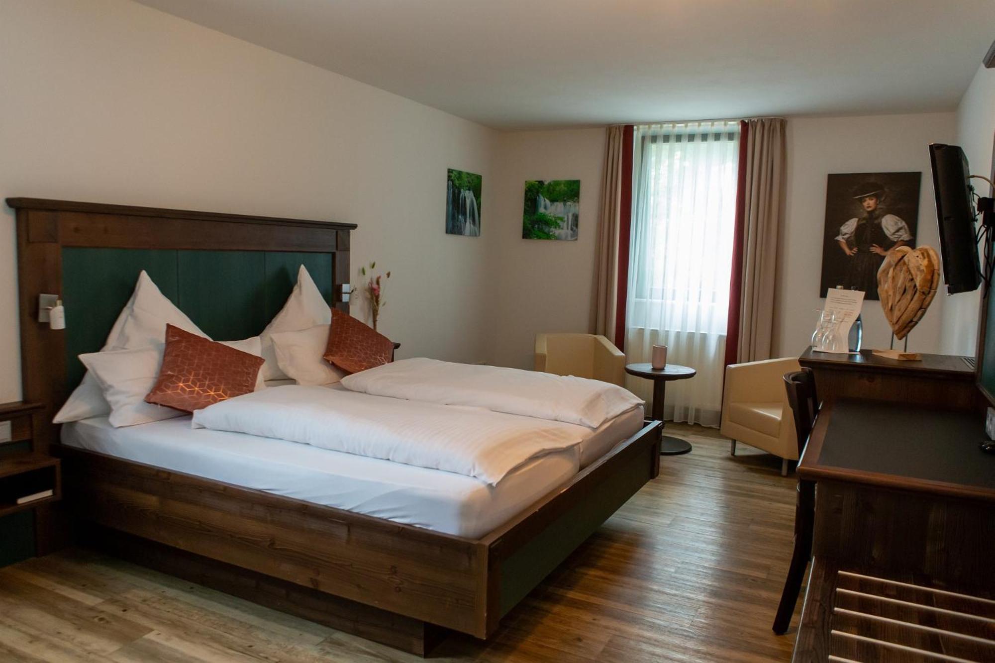 Hotel Restaurant Auerhahn Bad Wildbad Eksteriør billede