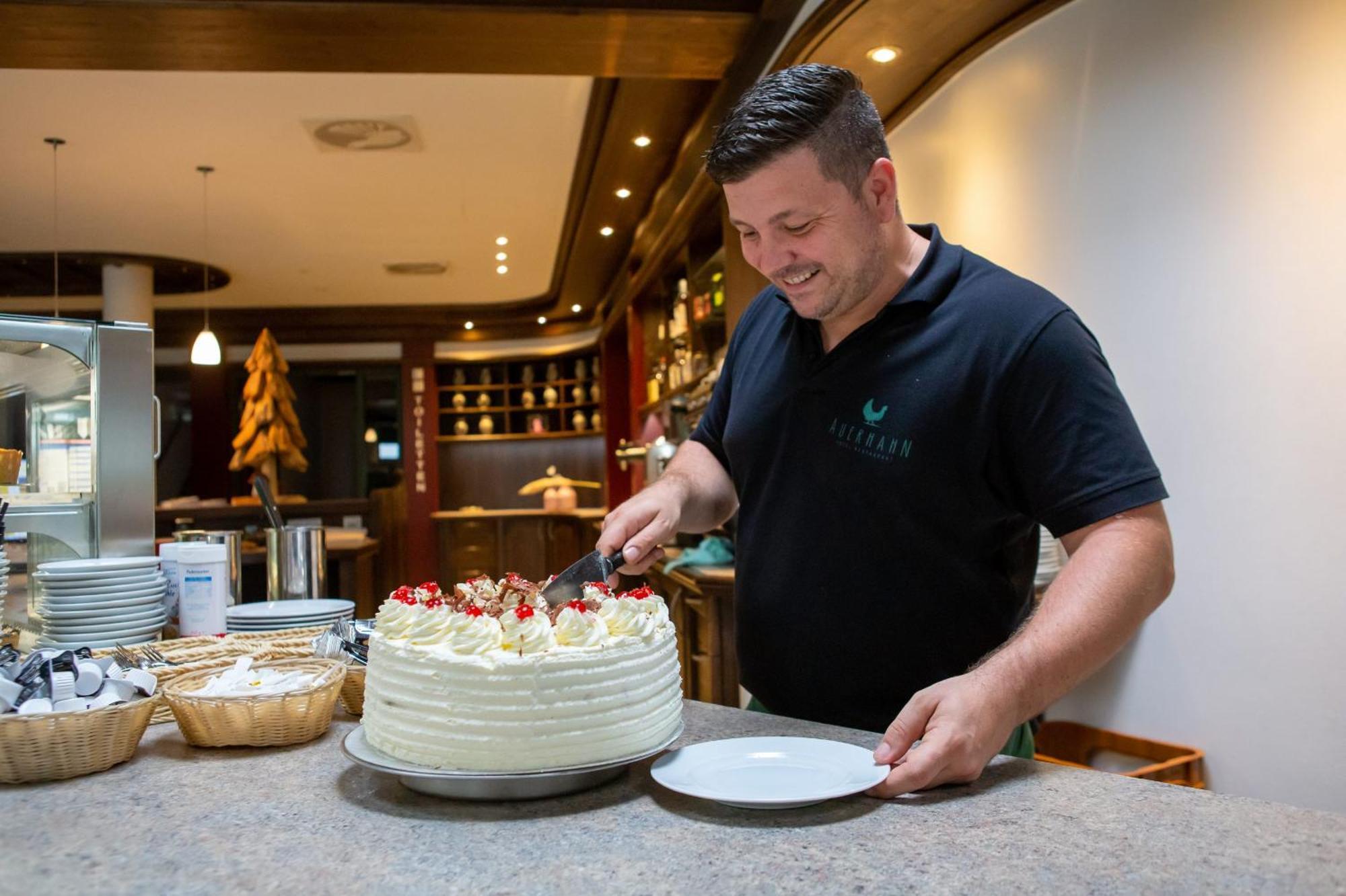 Hotel Restaurant Auerhahn Bad Wildbad Eksteriør billede