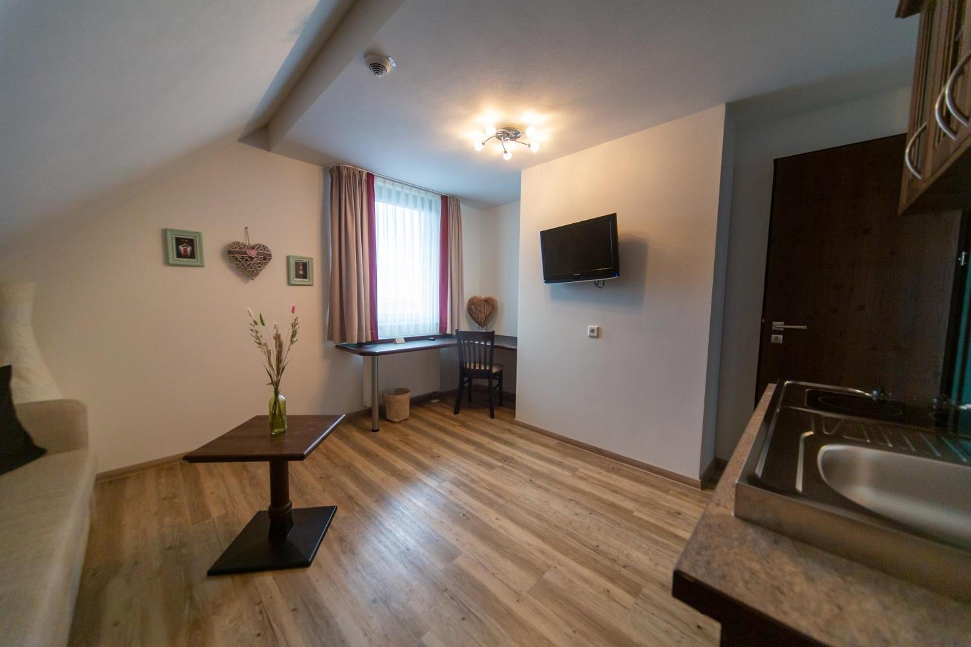 Hotel Restaurant Auerhahn Bad Wildbad Eksteriør billede