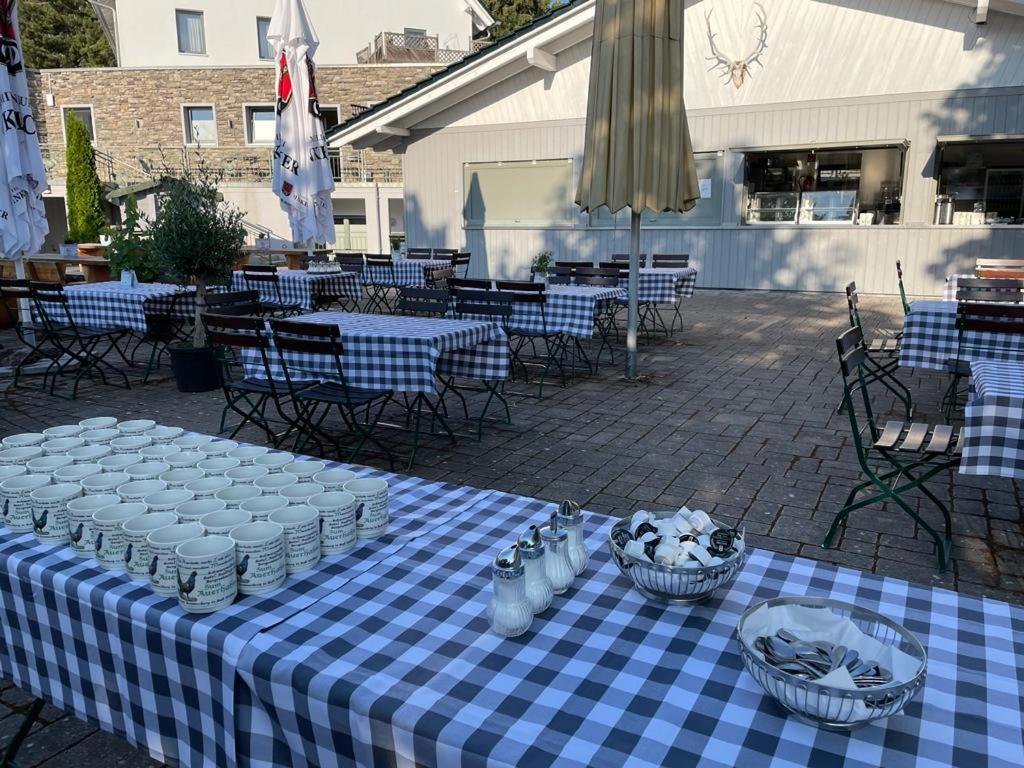 Hotel Restaurant Auerhahn Bad Wildbad Eksteriør billede